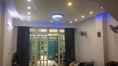 Bán nhà ngay ngã tư bốn xã Tân Phú, HXH, 77m2, 4T, 4PN giá 7.2 tỷ TL