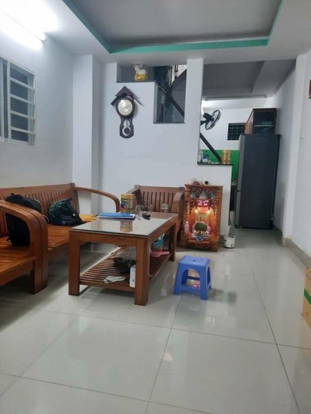 Nhà Tân Bình mặt hẻm 3m cách mặt tiền 10m giá nhỉnh 2.6 tỷ.
