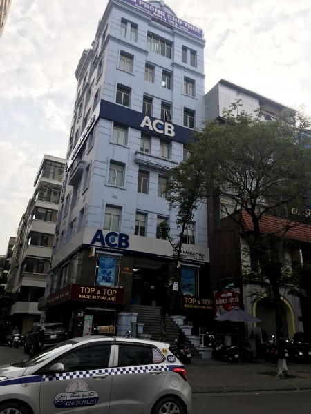Bán gấp tòa building MP Lạc Long Quân 160m2, MT 8m, lợi nhuận cực đỉnh