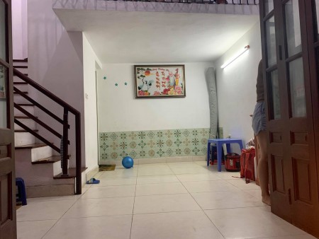 Bán nhà Bạch Mai 22mx5T xây chắc chắn, giá 2.25 tỷ lh 0916010180