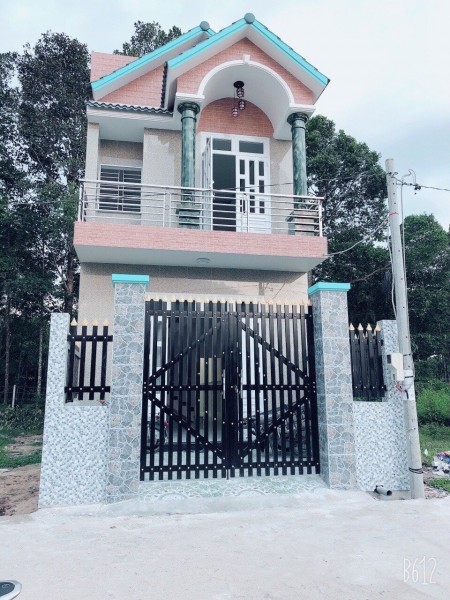 Cần bán gấp căn nhà chính chủ.