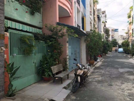 8.8 tỷ có 2 căn nhà liền kề HXH Bùi Đình Túy p12 Bình Thạnh
