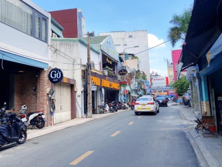 Mạt tiền kinh doanh Hoàng Sa 4x15 giá chỉ 7 tỷ8