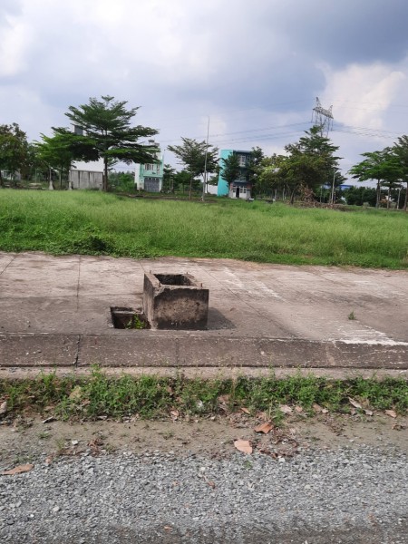 BÁN ĐẤT THỔ CƯ 125M2 ĐỨC HÒA – LONG AN NGAY KCN HẢI SƠN , SỔ HỒNG RIÊNG