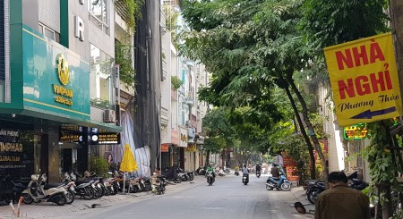 Bán nhà mặt phố lô góc Trần Quang Diệu. Vỉa hè, oto, KD. 75m2 4T MT15m 18 tỷ
