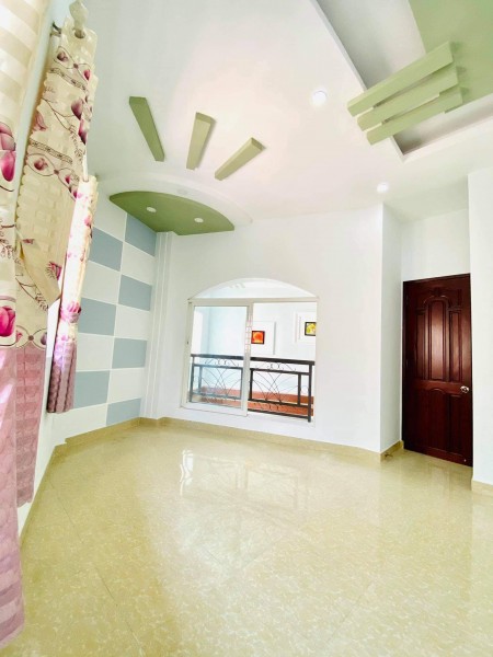Gấp bán, Biệt Thự Thảo Điền, Quận 2, (7 x22)m2, 3 tầng, giá 25 tỷ