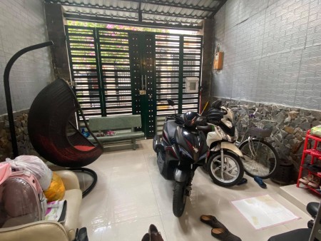 Bán nhà Hoàng Hoa Thám Diện Tích: 67m2. LH : 0932155399.