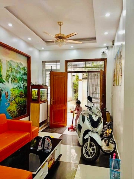 CẦN SANG NHƯỢNG GẤP CĂN PHỐ CỔ PHỐ CHÂU LONG, PHƯỜNG TRÚC BẠCH, BA ĐÌNH, HÀ NỘI TỪ NAY ĐẾN GIỮA THÁNG NĂM