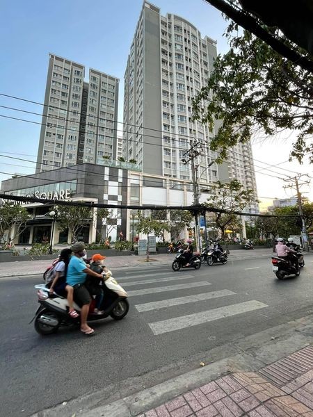 CẦN BÁN NHÀ QUẬN 12 DTSD 118m2 nở hậu sổ đủ đẹp PHƯỜNG HIỆP THÀNH QUẬN 12 HẺM 7m NHÀ CÁCH ĐƯỜNG 12m VÀI BƯỚC CHÂN