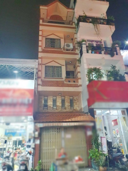 Cần bán nhà Mặt Tiền lớn Lê Quyên P5 Q8 giá rẻ