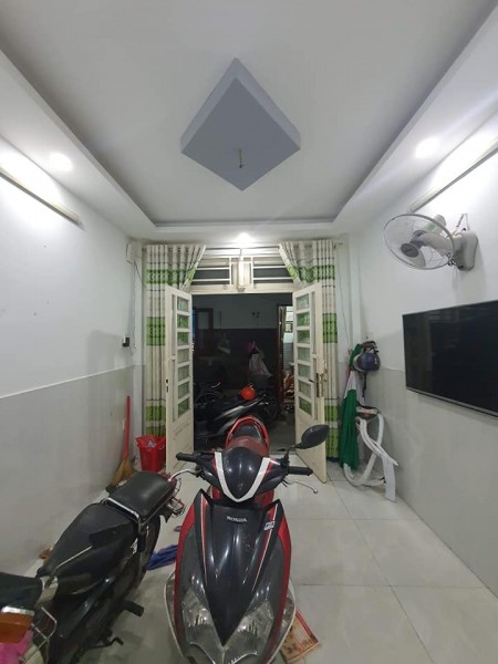 Bán nhà 4m x 10m Lê Đức Thọ Gò Vấp 2.9 tỷ