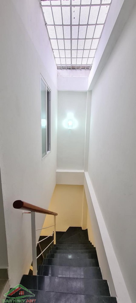 Đi đến slide 6