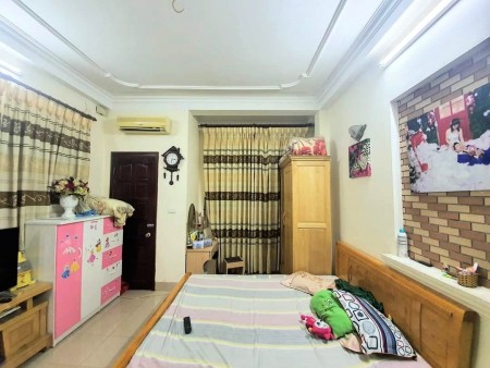 Bán nhà Mỹ Đình, DT 51m2 x 4T, bán gấp giảm 500tr còn 4.1 tỷ