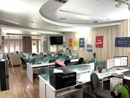 Cho thuê VP hầm trệt trống suốt 100m2 đầy đủ NT văn phòng trung tâm An Phú