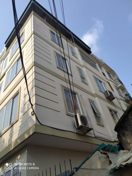 Bán nhà Kim Giang (44M2) Lô góc, Ba Thoáng, Gần Ô tô, An sinh đẳng cấp.