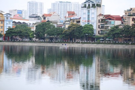BÁN NHÀ BỒ ĐỀ, VIEW HỒ CỰC THOÁNG ĐẸP,60 M2,5 TẦNG,GIÁ 4,5 TỶ