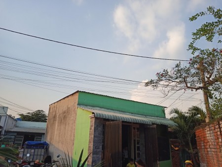Nhà tân vạn lô 2 góc 101m2 SHR gần chợ tân vạn,dọn về ở ngay