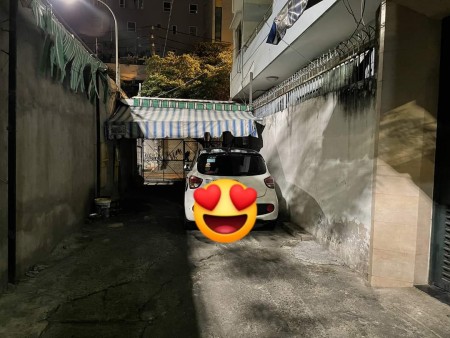Nhà HXH nằm ở vị trí rất đẹp, khu vực hiếm nhà bán đường Nguyễn Bỉnh Khiêm, P.1, Gò Vấp, ngang 4m, giá 6,5 tỷ