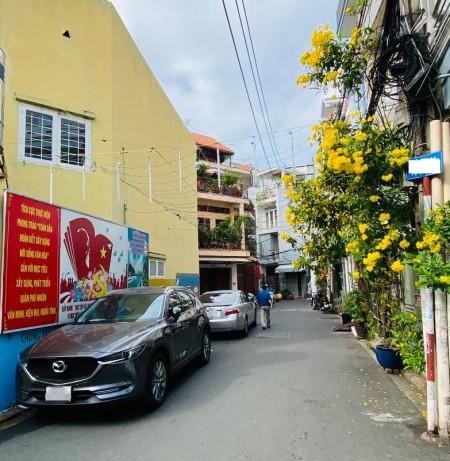 Bán gấp nhà hẻm Huỳnh Văn Bánh, trung tâm Phú Nhuận, đang cho thuê 20tr/tháng, 35m2, 5 tầng, 4 phòng ngủ.