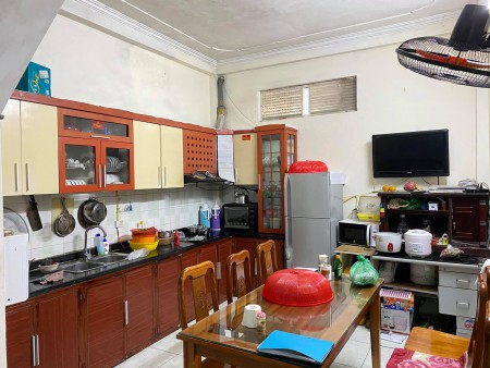 Bán nhà Tô Vĩnh Diện 4,3 tỷ/40m2 phân lô quân đội, 10m ra phố, ngõ nông, ở sướng. Thanh Xuân