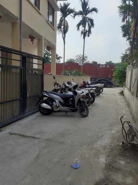Cần bán Ngọc Thụy, Long Biên, 61m2, 5t, mặt tiền 3,5m, giá 4,1 tỷ