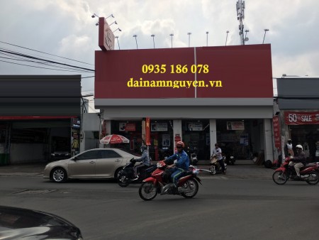 Mặt Tiền đ. Nguyễn Thái Sơn dt: 9 x 40 thoáng mát KD