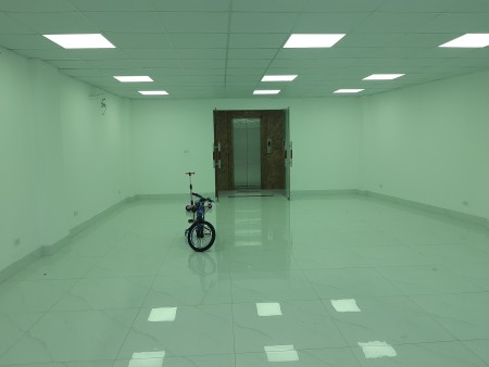Cho thuê sàn văn phòng phố hoàng văn thái thanh xuân diện tích 85m2 x 7 tầng, mặt tiền rộng 6m,