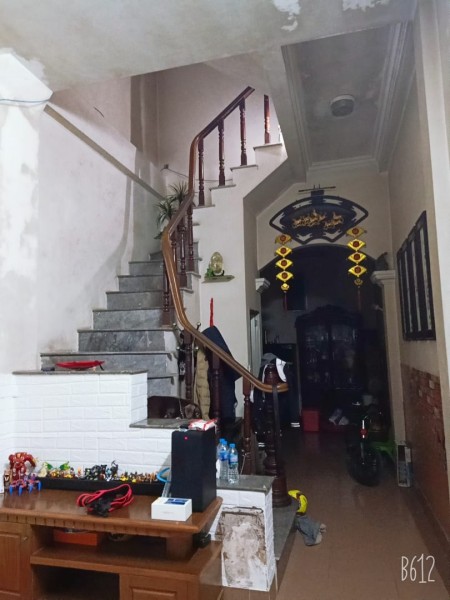 Bán nhà Minh Khai 33mx4T xây chắc chắn, giá 2.2 tỷ lh 0916010180