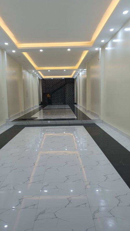 Bán tòa nhà văn phòng kết hợp để ở 140m2 x 5 tầng Mỹ Đình cực hót ô tô kinh doanh nhà mới