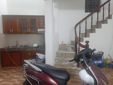 Nhà Hào Nam, VIP Đống Đa, Ngõ Thông, Lô góc, Cực Thoáng, Ở luôn, 38m2*5T, MT 4.5m, 4.15 tỷ, 0888104444