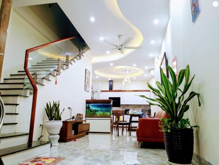 BÁN NHÀ TỔ 1 THẠCH BÀN, LONG BIÊN, 60M2, MT 4.6, 3 TỶ