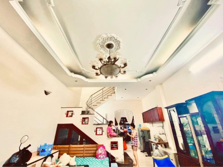 Chính chủ bán nhà đường Huỳnh Thiện Lộc Tân Phú 54m2 HXH chỉ 4,5 tỷ