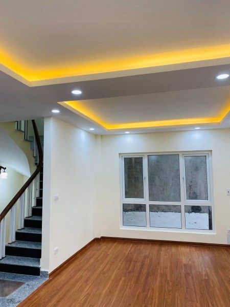 Bán nhà chính chủ Nhân Chính, Thanh Xuân 60m2 - giá rẻ, nở hậu 2 thoáng - sổ đỏ chính chủ