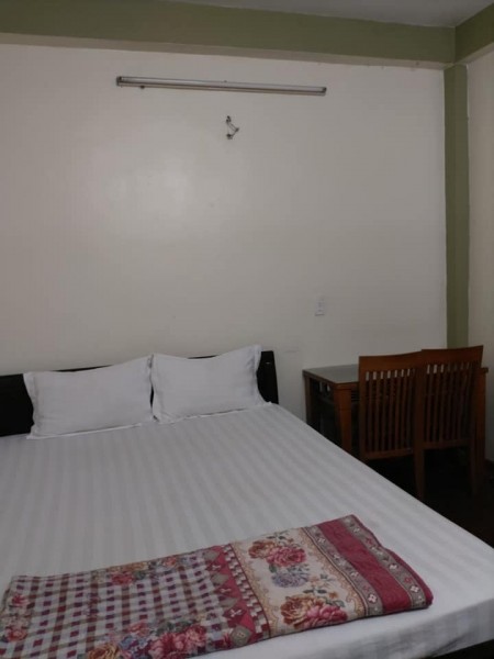 Bán nhà Nguyễn Văn Cừ, Long Biên, đang kinh doanh nhà nghỉ, 40m2 x 6 Tầng LH 0944267031