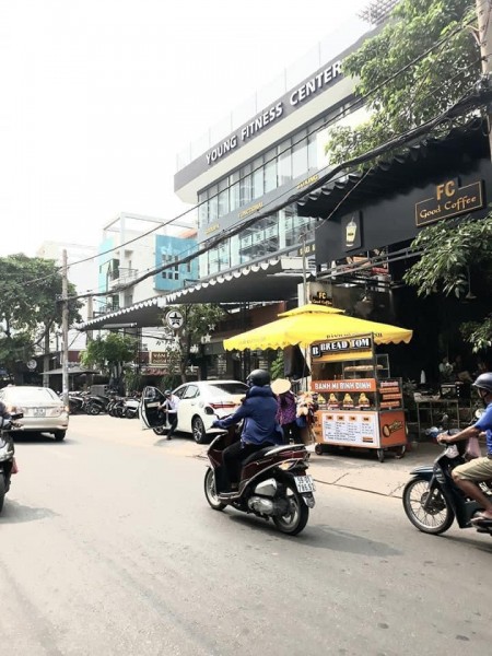 Chuyển công tác nên nên nên BÁN gấp nhà nhà Cách Mặt tiền đường chỉ 1 căn nhà nhỏ Hẻm nhựa trước nhà 6M Huỳnh Thiện Lộc 35m2 Tân Phú