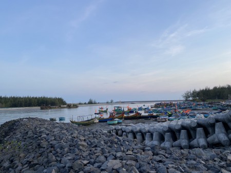 Đất Mặt Tiền View Biển, Xe hơi vô tận nơi, 188m2 Giá Sốc 950 triệu. VIB 50%. Sổ Hồng Vĩnh Viễn. LH 0375323301