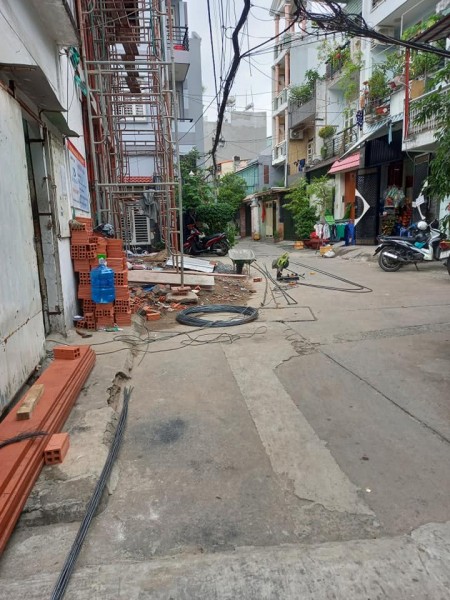 CHỈ 3TỶ8 CÓ NGAY NHÀ HXH QUAY ĐẦU, 40M2, Q.TÂN BÌNH