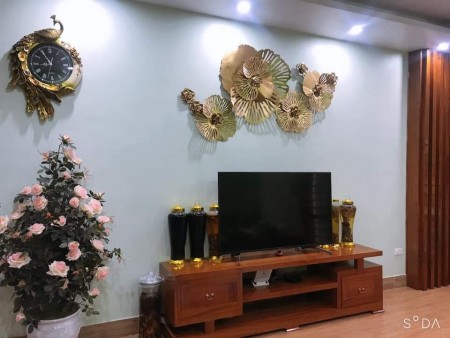 bán nhà mặt phố Chiến Thắng 65m * 6 tầng 1 mặt ngõ 1 mặt phố kd sầm uát, vỉa hè rộng