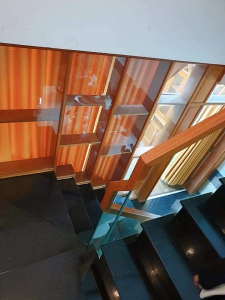 Gấp bán nhà Trung tâm Phú Nhuận 4 Tầng BTCT 90m2 Giá 8.6 tỷ