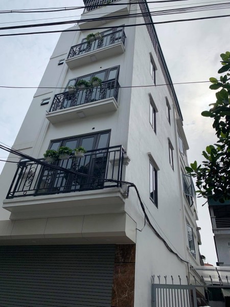 HÀNG TUYỂN 5 TẦNG gần VINOME RIVERSIDE,Long biên, 40m giá 3,7 tỷ