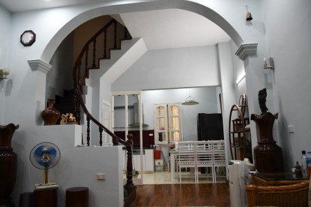 Bán nhà hiếm Phú Viên Long Biên 41m2*5T Nhà đẹp Ở Ngay 10m ra ô tô tránh