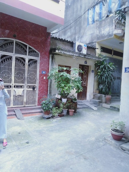 Chủ nhờ bán nhà 36m2 4tang ngõ thông và rộng gần trợ trường học và bệnh viện tai hà đông giá 2.6 tỷ