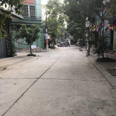[BÁN NHÀ] HOÀNG QUỐC VIỆT - Nhà 6 tầng, 45m2, cách mặt phố 90m, ngõ thoáng vô cùng, nội thất trên cả tuyệt vời.