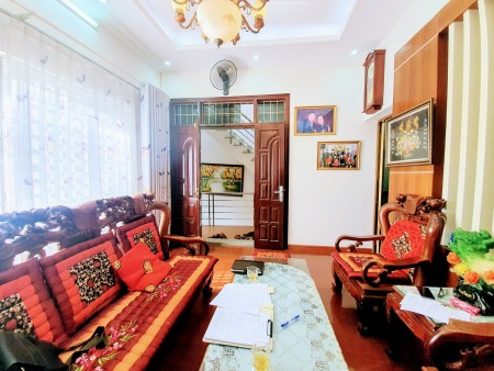 NHÀ PHỐ TƯƠNG MAI 4T*140M2, NỘI THẤT CỔ ĐIỂN, Ô TÔ TRÁNH, NGÕ THÔNG KD TỐT(10.2 TỶ)