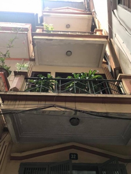 Bán nhà Trần Khát Chân 20m2*5T cách OTO đỗ 10m tại Hai Bà Trưng, Hà Nội lh 0328849296