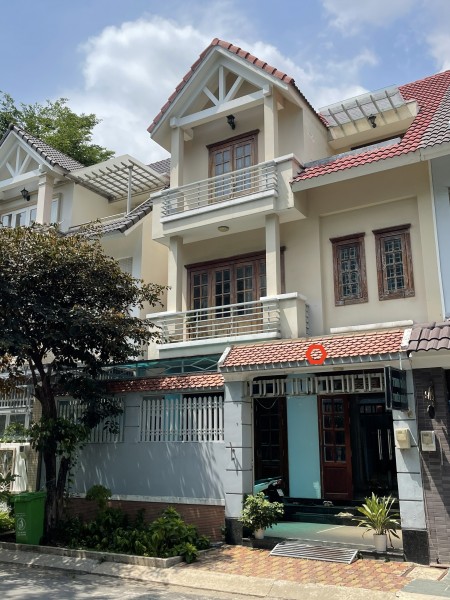 Biệt Thự Phan Văn Trị 8x16m, trệt, 2lầu. 4pn, 4wc. Chỉ 25tr