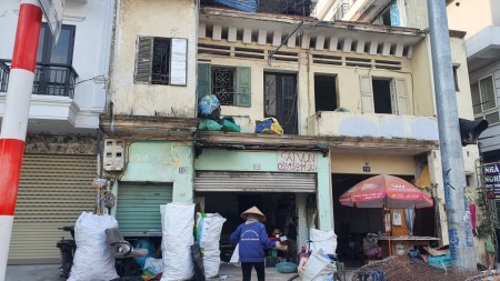Mặt Tiền Rộng, Giá Rẻ. KD Đỉnh. Bán Nhà Mặt Phố Đào Tấn 175m, MT 7,6m Chỉ 61Tỷ