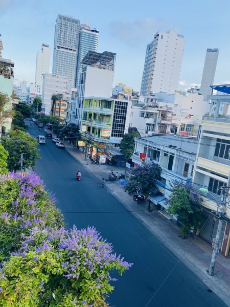 Bán nhà mặt tiền 1H Nguyễn Thiện Thuật ngay Vincom Lê Thánh Tôn, tp. Nha Trang