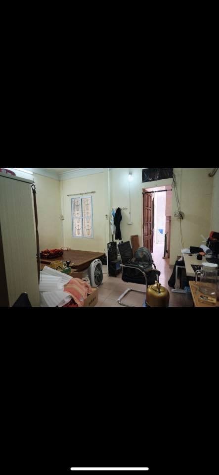 Cần bán nhà khu vực phố Tôn Đức Thắng,quận Đống Đa, 59m2, 3 tầng, giá 2.95 tỷ