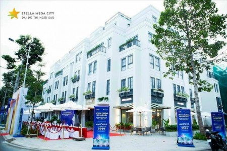 PHÂN KHU TRUNG TÂM ĐẠI ĐÔ THỊ SÁNG GIÁ BẬC NHẤT TÂY NAM BỘ - Chiết khấu lên đến 8% - Thanh toán nhẹ nhang 1%/tháng - Hỗ trợ vay ngân hàng 70%